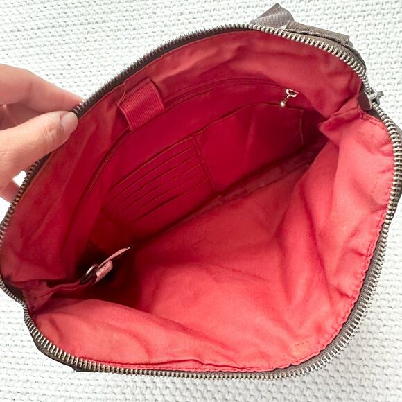 Baggalini Rio Brown Cheetah Crossbody Turnlock Flap Water Resistant Nylon Bag - Picture 9 of 9